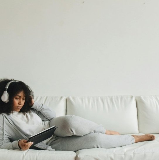 10 Non-Traditional Christmas Songs to Add to Your Playlist-She Meets Christ